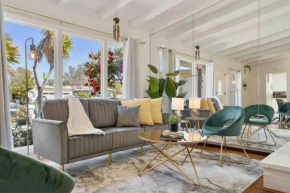 Mid Century Garden View Home Parking
